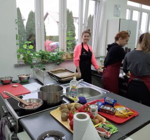 77372890_1574088839397583_8811840193381269504_n