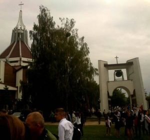 41620971_224337048439976_8679106535495827456_n